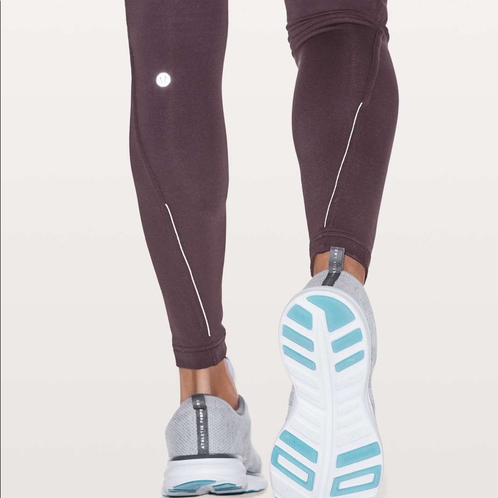 Lululemon Fast as Fleece tight black cherry SIZE 6